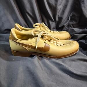 Vintage 1980s Nikes Bowling Shoes  830406SN Men Sz 8.5